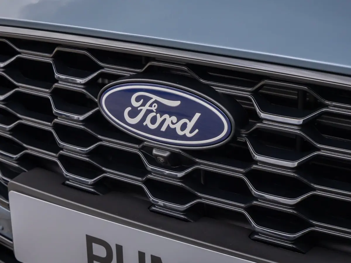 1.0 EcoBoost Poershift Automaat BlueCruise Edition 114 kW / 155 pk | Cruise control adaptief | Dodehoekdetectie met correctie | Elektrisch bedienbare achterklep