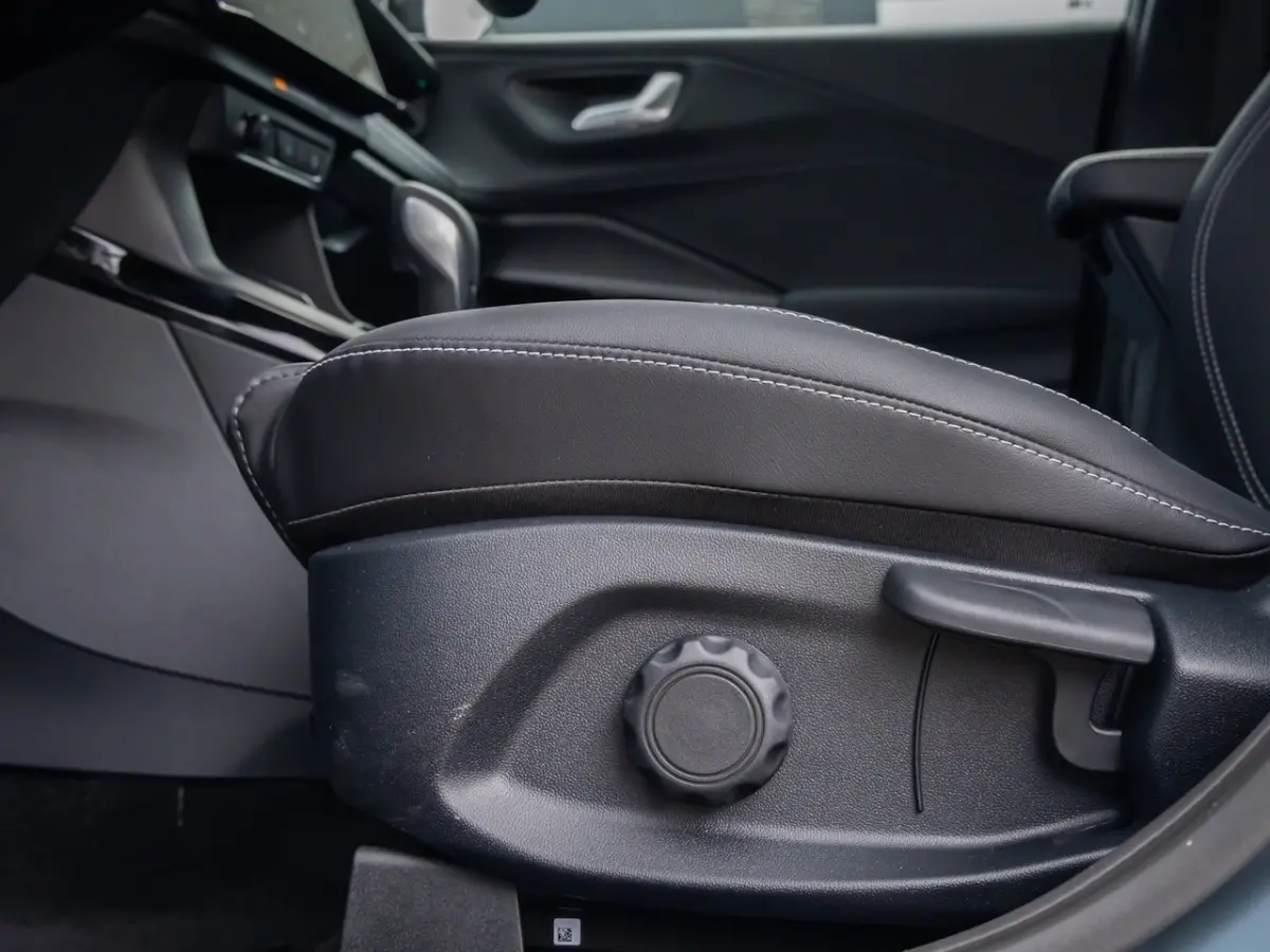 1.0 EcoBoost Poershift Automaat BlueCruise Edition 114 kW / 155 pk | Cruise control adaptief | Dodehoekdetectie met correctie | Elektrisch bedienbare achterklep