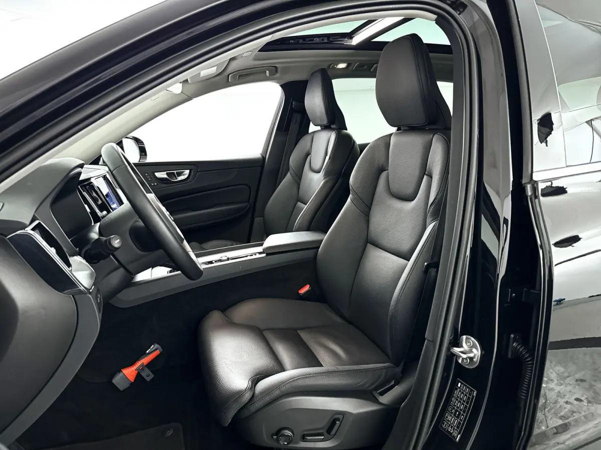 T8 Plug-in hybrid AWD Inscription | Panoramadak | 360° camera | Harman Kardon | Stoelverwarming | Trekhaak
