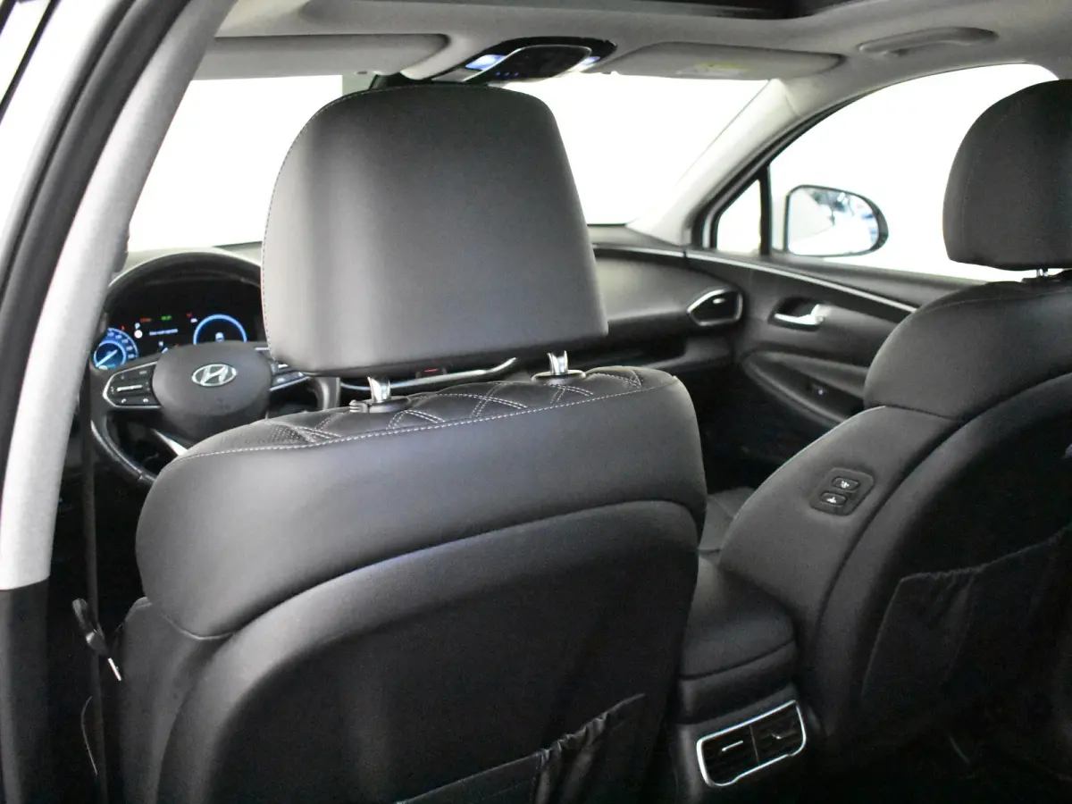 1.6 T-GDI PHEV Premium 265 PK AUTO | Head-up display | Elekt glazen pano-dak | 360 gr Camera | Elektr stoel(en) met verwarming ventilatie en memory | Cruise control adapt | App connect | Nav