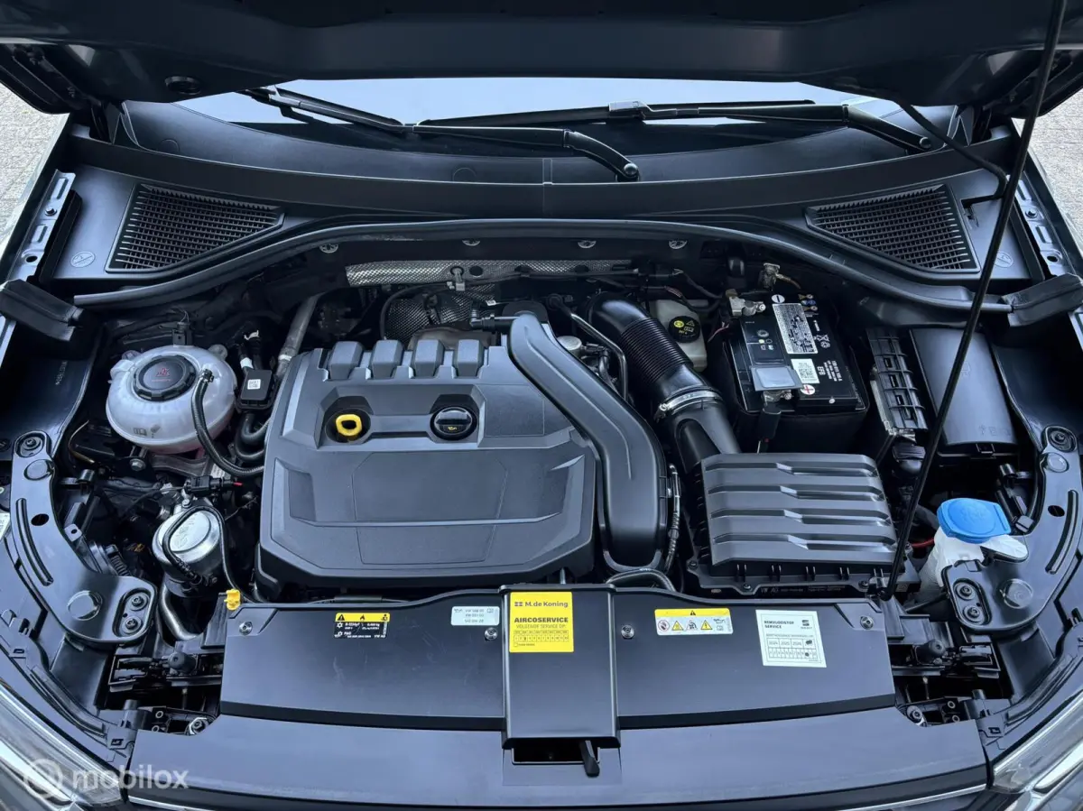 1.5 TSI Sport Business R Automaat