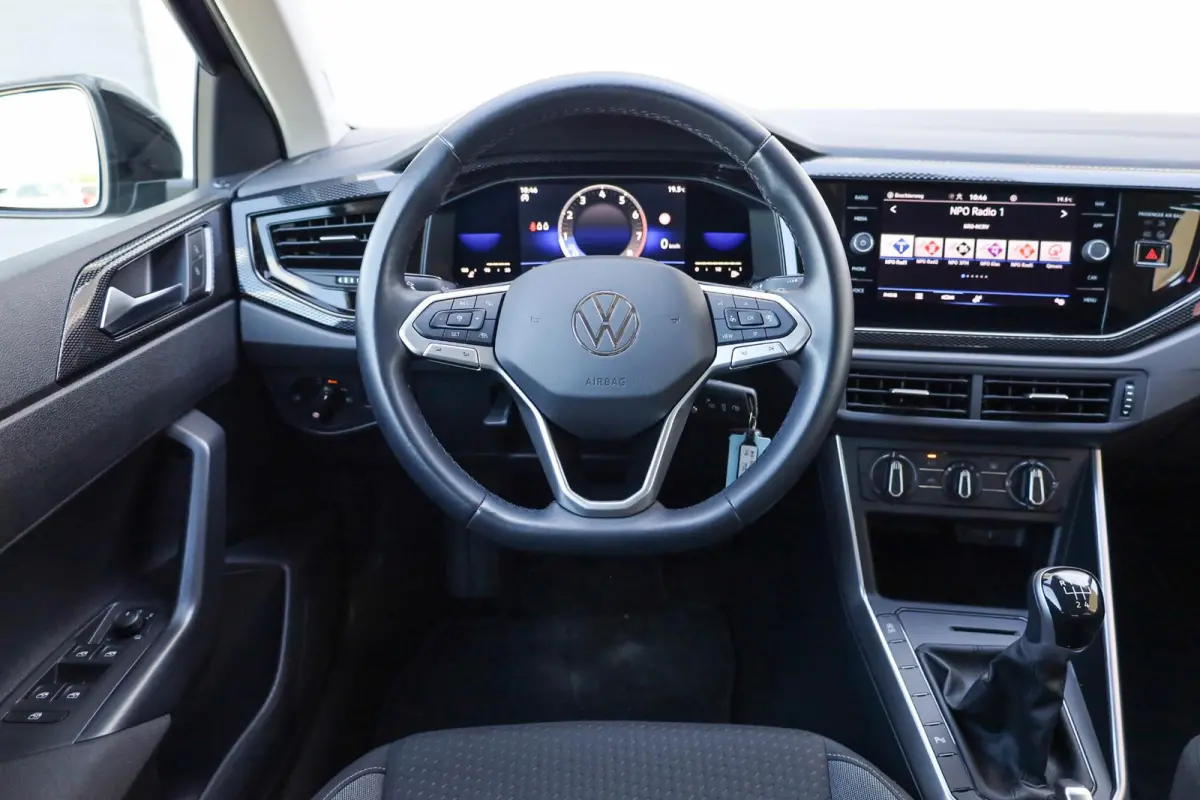 1.0 TSI 95pk Life | Adaptive Cruise | Navigatie | Parkeersensoren