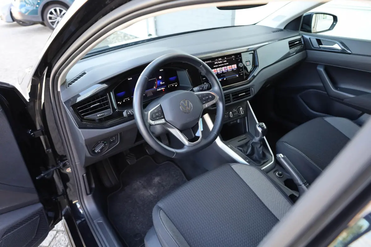 1.0 TSI 95pk Life | Adaptive Cruise | Navigatie | Parkeersensoren