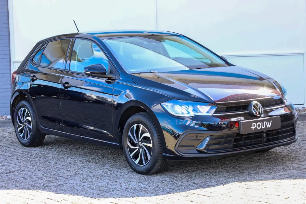 1.0 TSI 95pk Life | Adaptive Cruise | Navigatie | Parkeersensoren