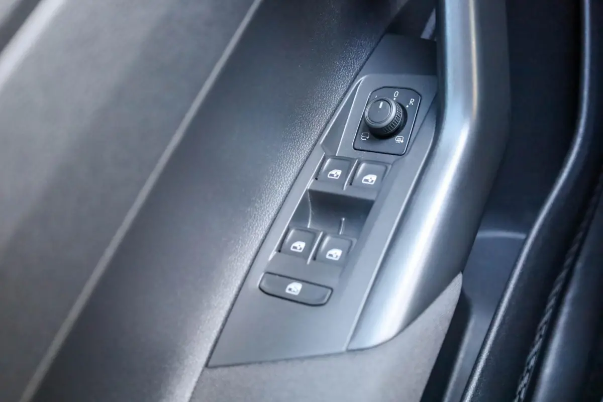 1.0 TSI 95pk Life | Adaptive Cruise | Navigatie | Parkeersensoren