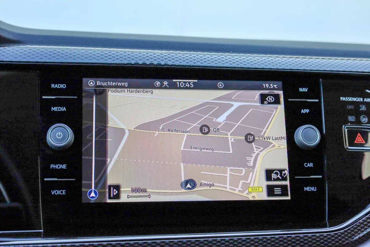 1.0 TSI 95pk Life | Adaptive Cruise | Navigatie | Parkeersensoren