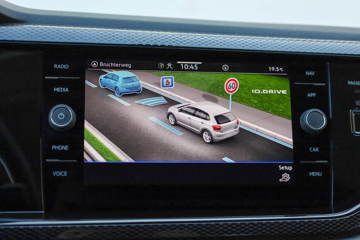 1.0 TSI 95pk Life | Adaptive Cruise | Navigatie | Parkeersensoren
