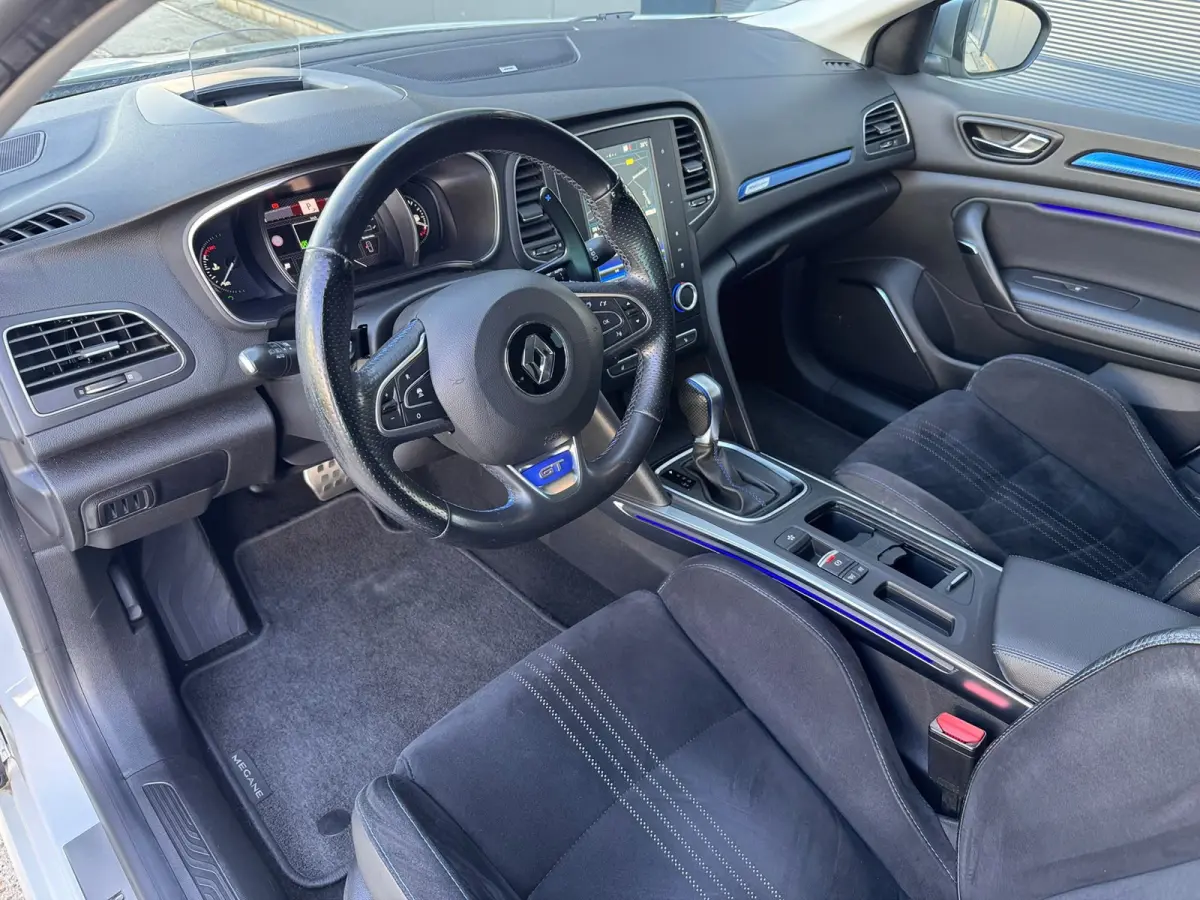1.6 TCe GT 205pk ORG.NL l HUD l BOSE l ADAP.CRUISE l KEYLESS l CAMERA l STOELVERWARMING