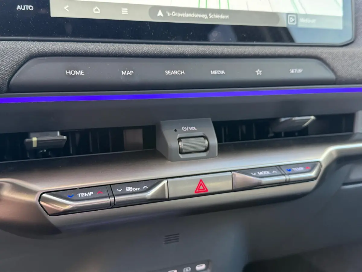 Plus Advanced 42.2 kWh STOEL & STUURVERWARMING | PANORAMADAK | ELEKTRISCHE STOELVERST | RESTERENDE FABRIEKSGARANTIE TM 2036