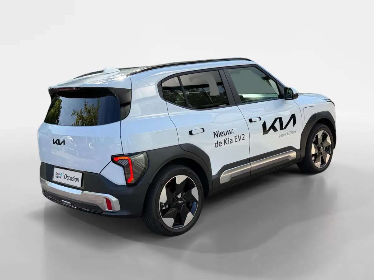 Plus Advanced 42.2 kWh STOEL & STUURVERWARMING | PANORAMADAK | ELEKTRISCHE STOELVERST | RESTERENDE FABRIEKSGARANTIE TM 2036