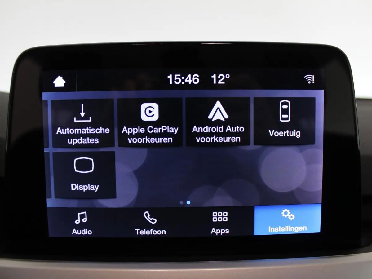 1.0 EcoBoost Trend Business | 125PK | Airco | Achteruitrijcamera | Cruise control | Apple Carplay/Android Auto | 17'' lichtmetalen velgen | Parkeersensoren
