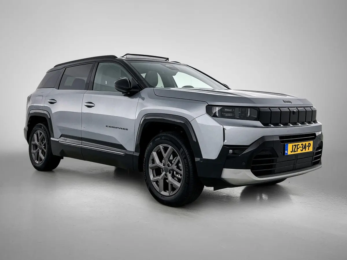 1.2 e-Hybrid First Edition Panodak | Navigatie/CarPlay | Full Led