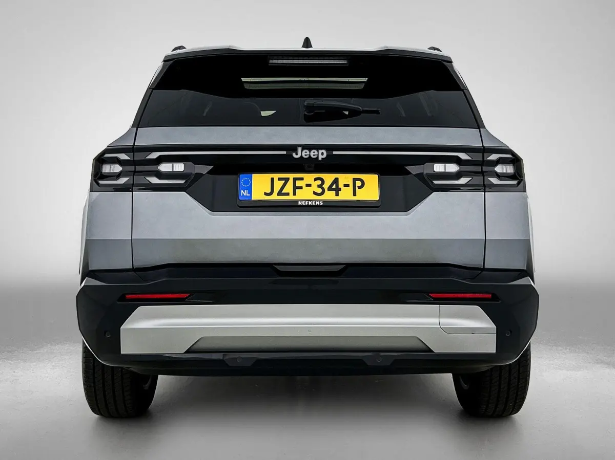1.2 e-Hybrid First Edition Panodak | Navigatie/CarPlay | Full Led