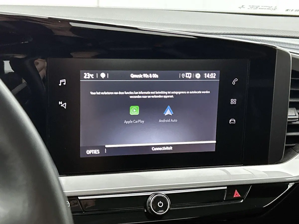 1.2 100pk Level 2 | Achteruitrijcamera | Navigatie | AppleCarPlay / Android Auto | Airco