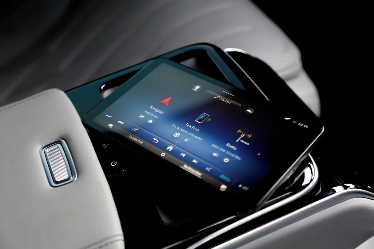 AMG 63 S E Performance 802PK Lang*BTW*Business Class pakket!/Carbon/Chauffeurspakket/Act. Sfeer/4D Burmester/Digital Light/Softclose/Achterasbest./Airmatic/Massage V+A/Stoelverw.V+A/Stoelkoe