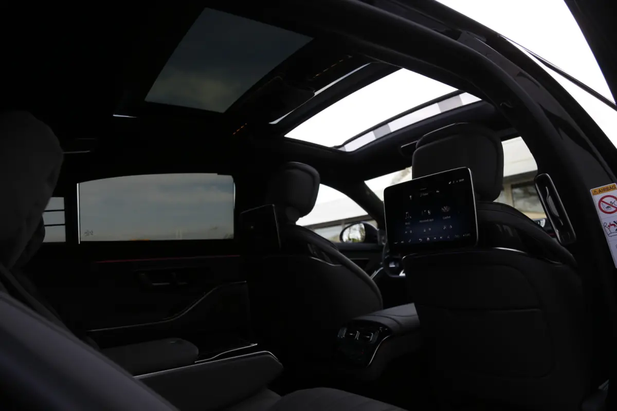 AMG 63 S E Performance 802PK Lang*BTW*Business Class pakket!/Carbon/Chauffeurspakket/Act. Sfeer/4D Burmester/Digital Light/Softclose/Achterasbest./Airmatic/Massage V+A/Stoelverw.V+A/Stoelkoe