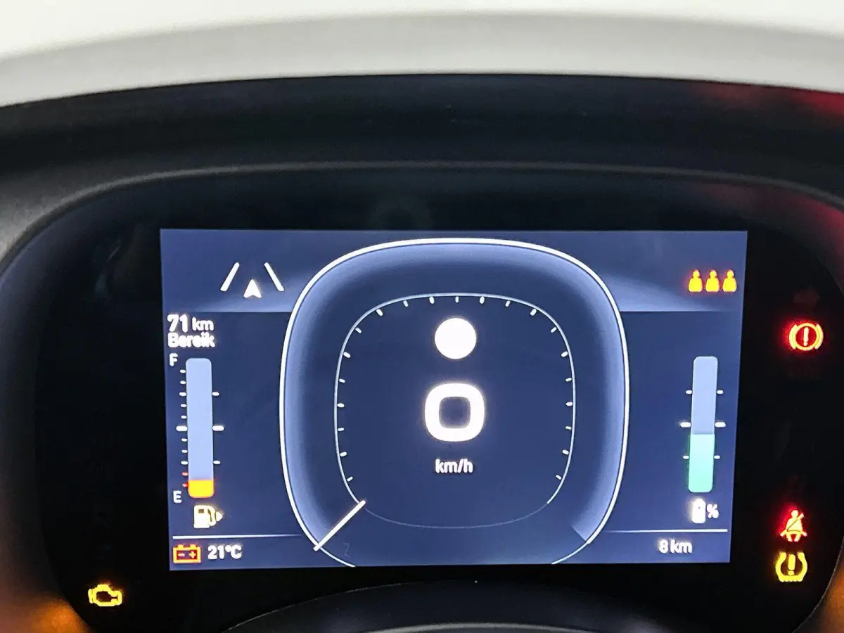 1.0 Cross DAB | Cruise Control | Airco