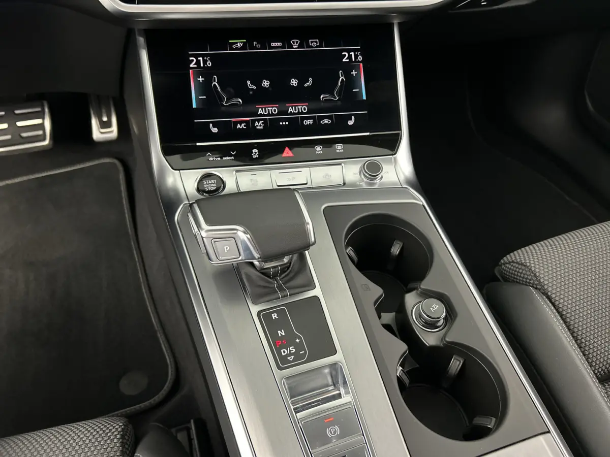 50 TFSIe Quattro S-line Competition Pano-dak//Trekhaak/Head-Up Display
