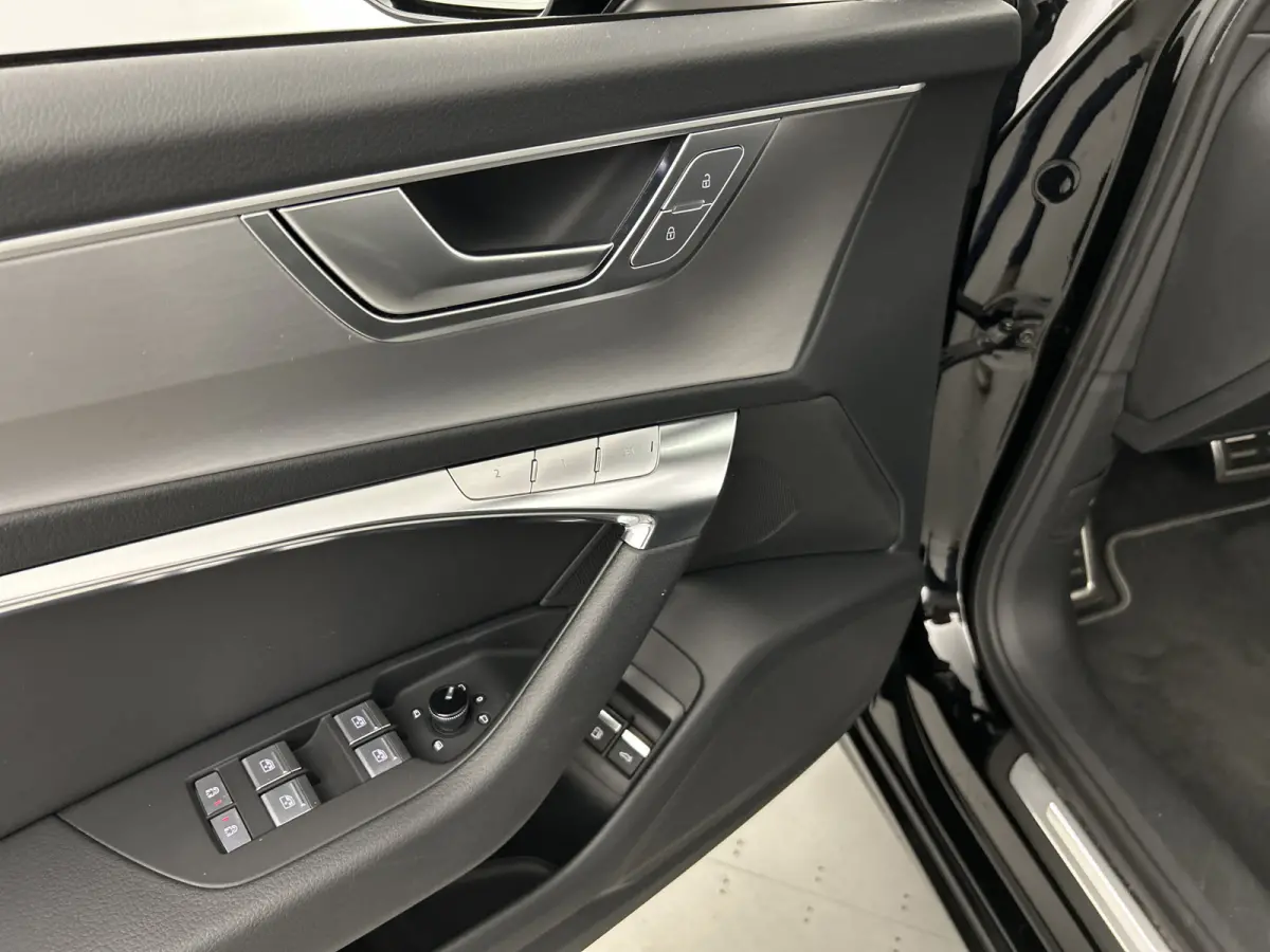 50 TFSIe Quattro S-line Competition Pano-dak//Trekhaak/Head-Up Display