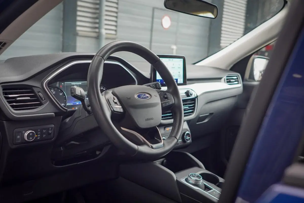 2.5 PHEV Cool & Connect / Blazer Blue / Incl BTW