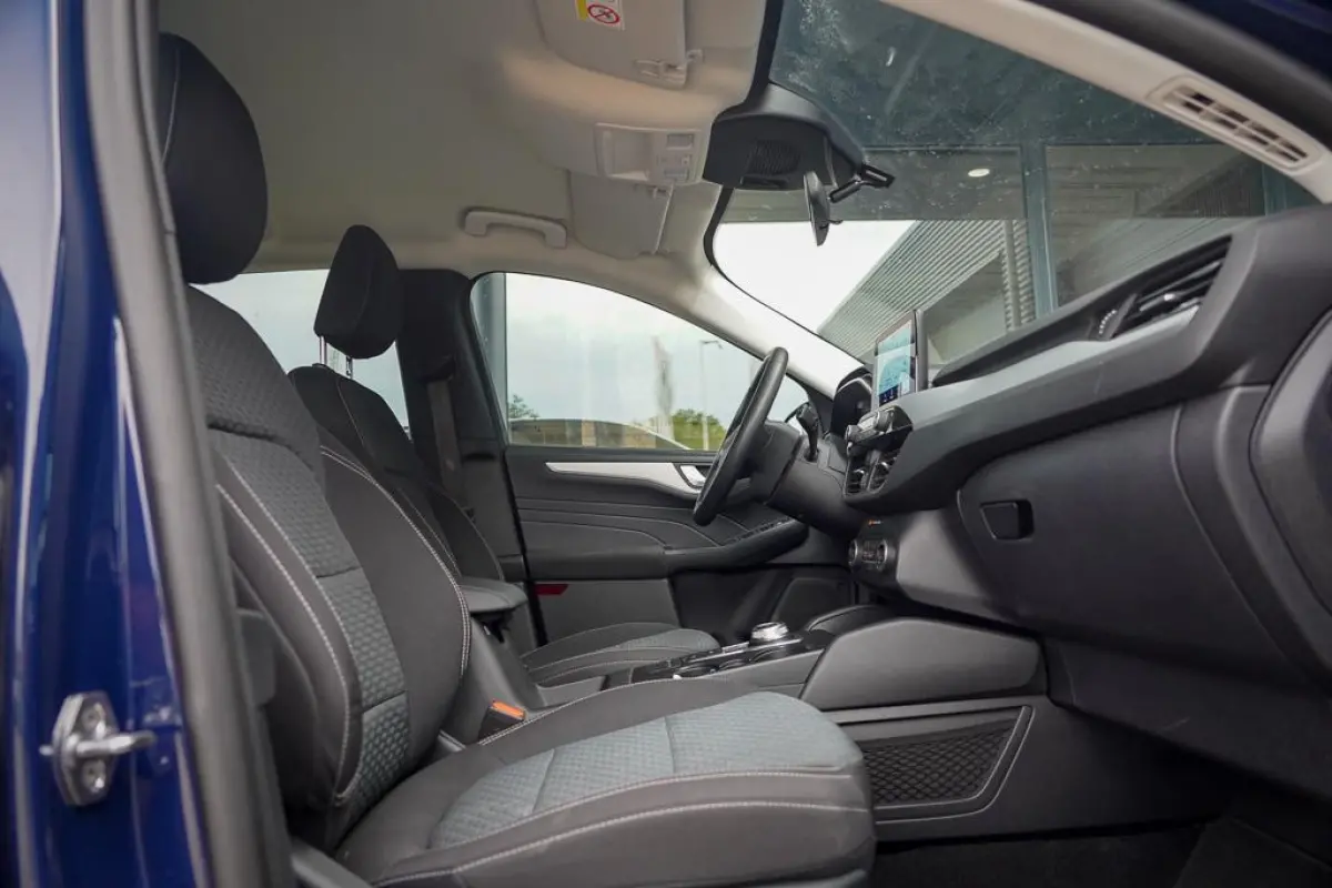 2.5 PHEV Cool & Connect / Blazer Blue / Incl BTW