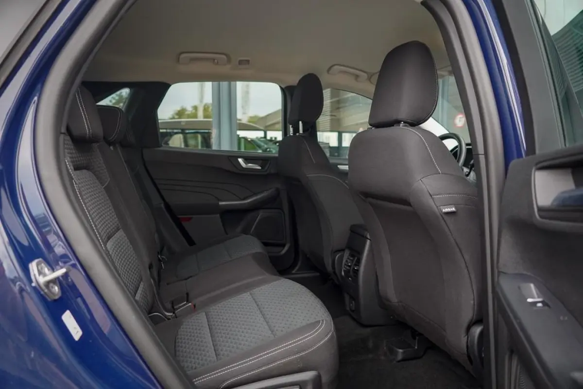 2.5 PHEV Cool & Connect / Blazer Blue / Incl BTW