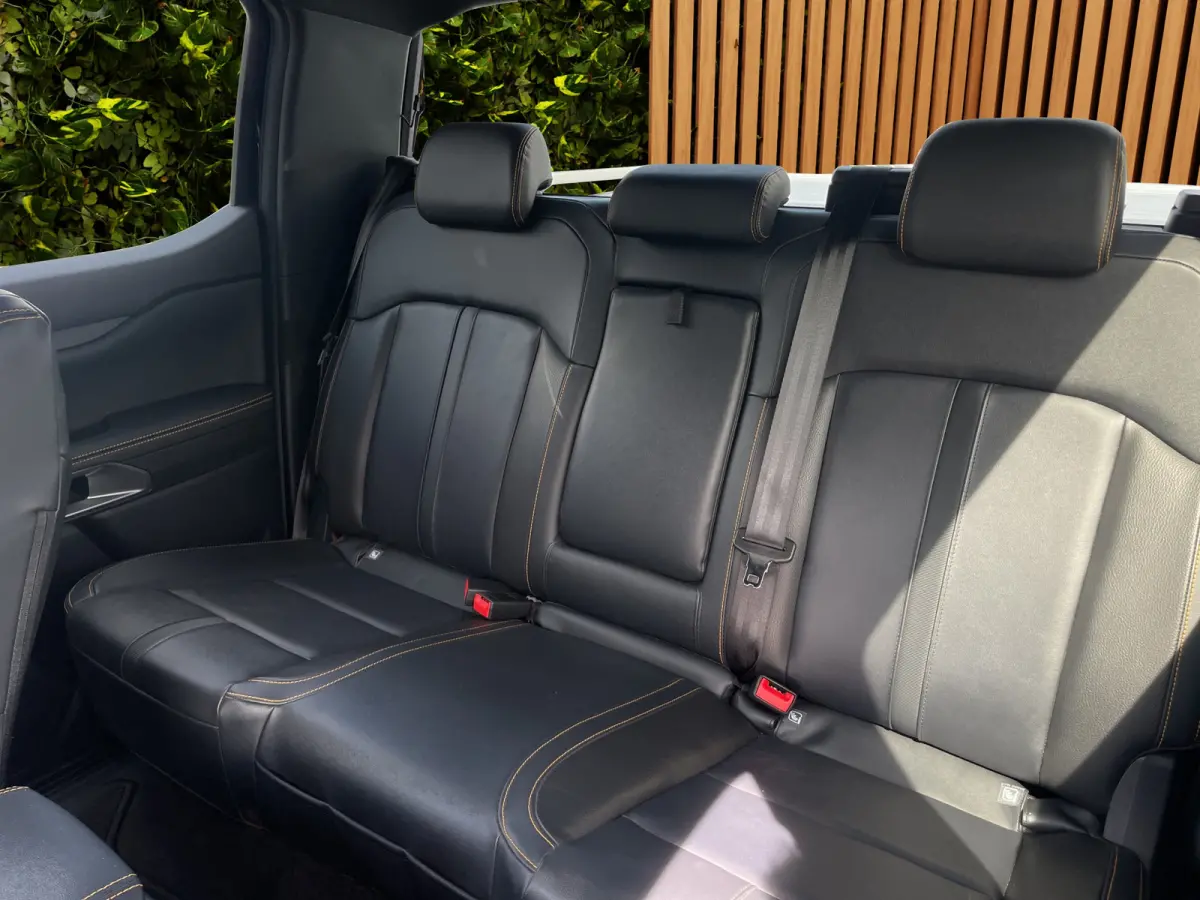 Plug-in-Hybrid Dubbel Cabine (5.prs) 360 cam | B&O | 3.500KG Trekgewicht | 4WD