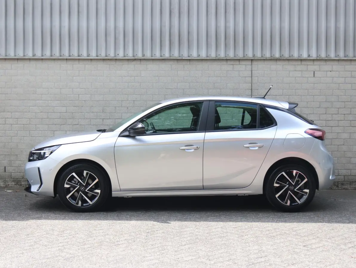 1.2 Turbo Edition | Stoel en stuurverwarming | Armsteun | Camera en parkeersensoren voor en achter | Dodehoeksignalering