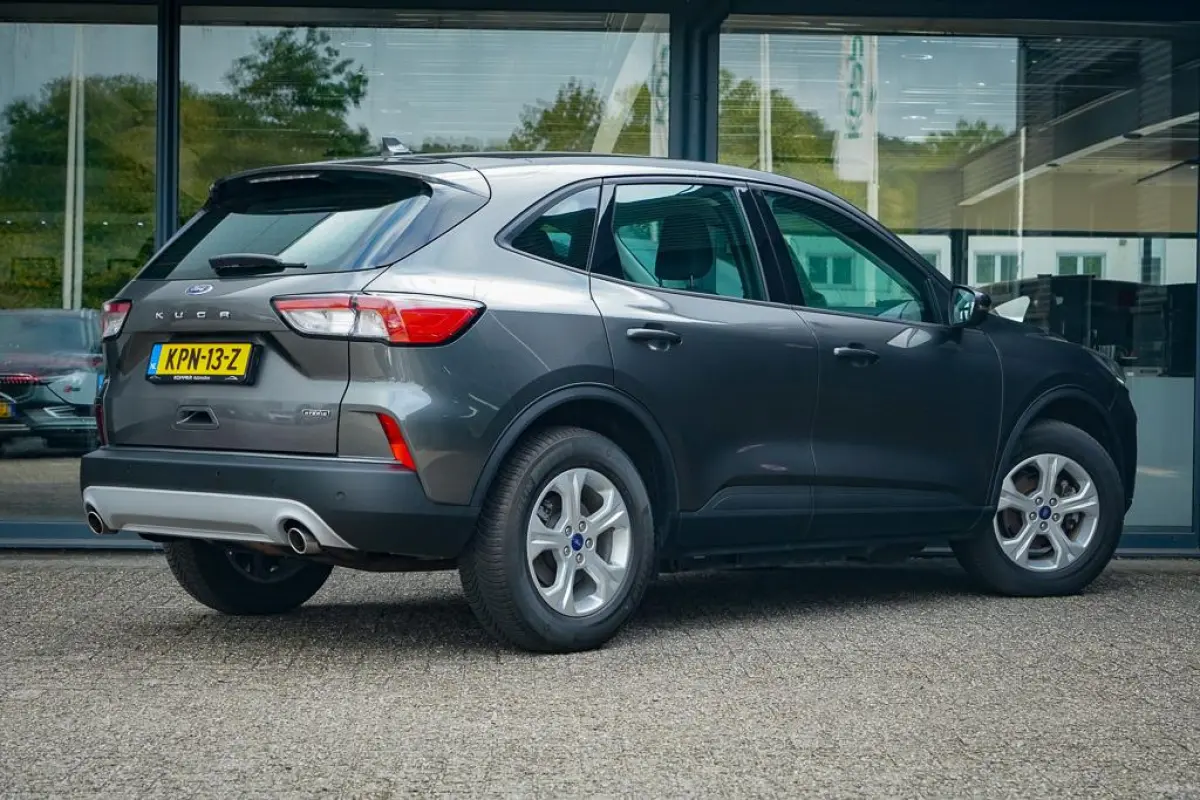 2.5 PHEV Cool & Connect / Magnetic Grey Metallic / Incl BTW