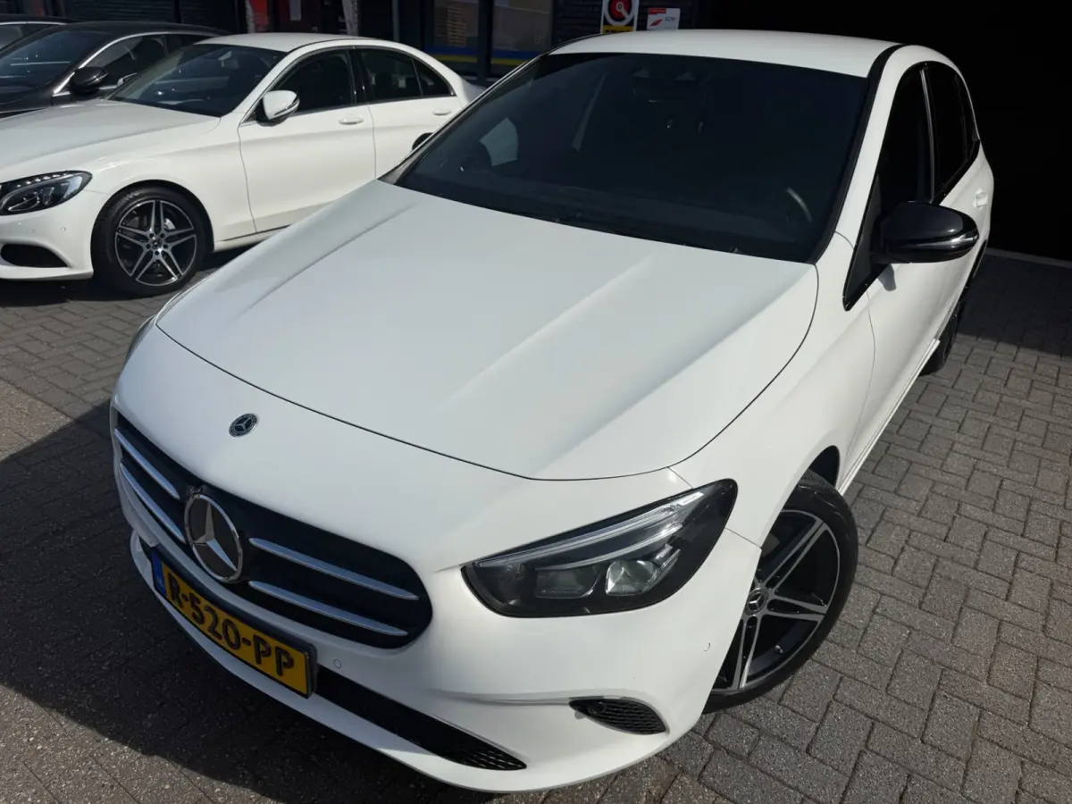 200 Business Solution Luxury | 1E EIGENAAR | 3/6/12MND GARANTIE | AUTOMAAT | LED | CRUISE | DAB | NAVI | CARPLAY | TREKHAAK |