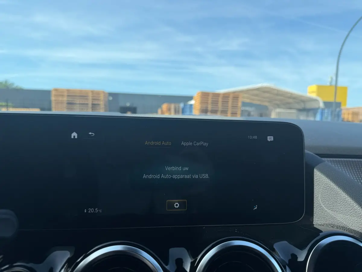 200 Business Solution Luxury | 1E EIGENAAR | 3/6/12MND GARANTIE | AUTOMAAT | LED | CRUISE | DAB | NAVI | CARPLAY | TREKHAAK |