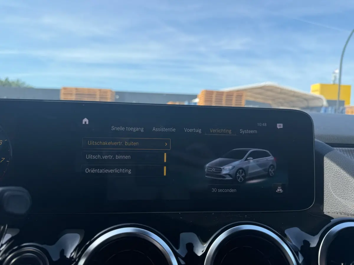200 Business Solution Luxury | 1E EIGENAAR | 3/6/12MND GARANTIE | AUTOMAAT | LED | CRUISE | DAB | NAVI | CARPLAY | TREKHAAK |