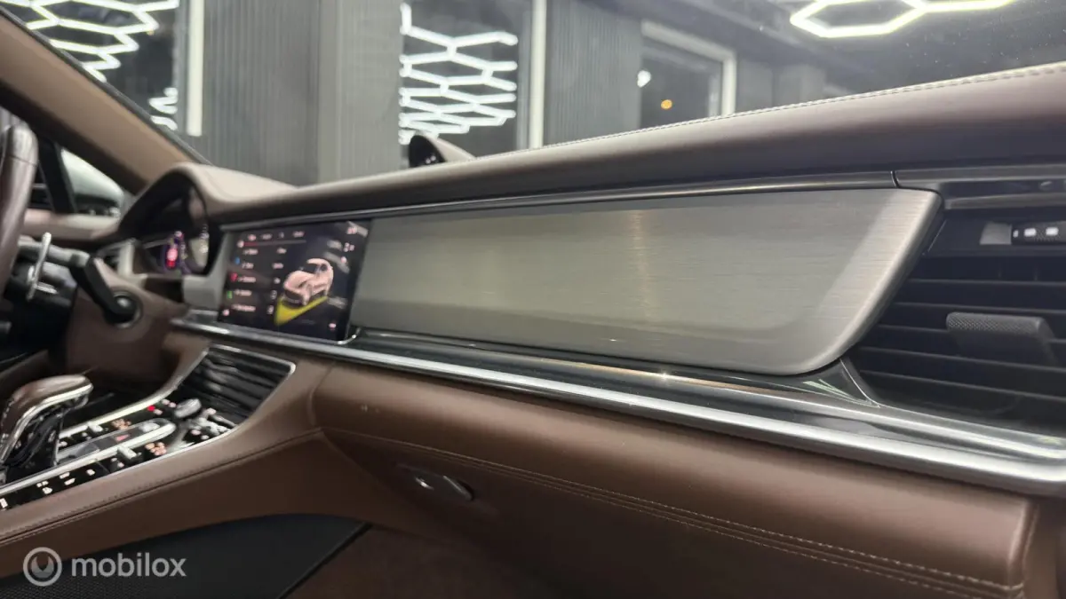 2.9 4 E-Hybrid Platinum Edition