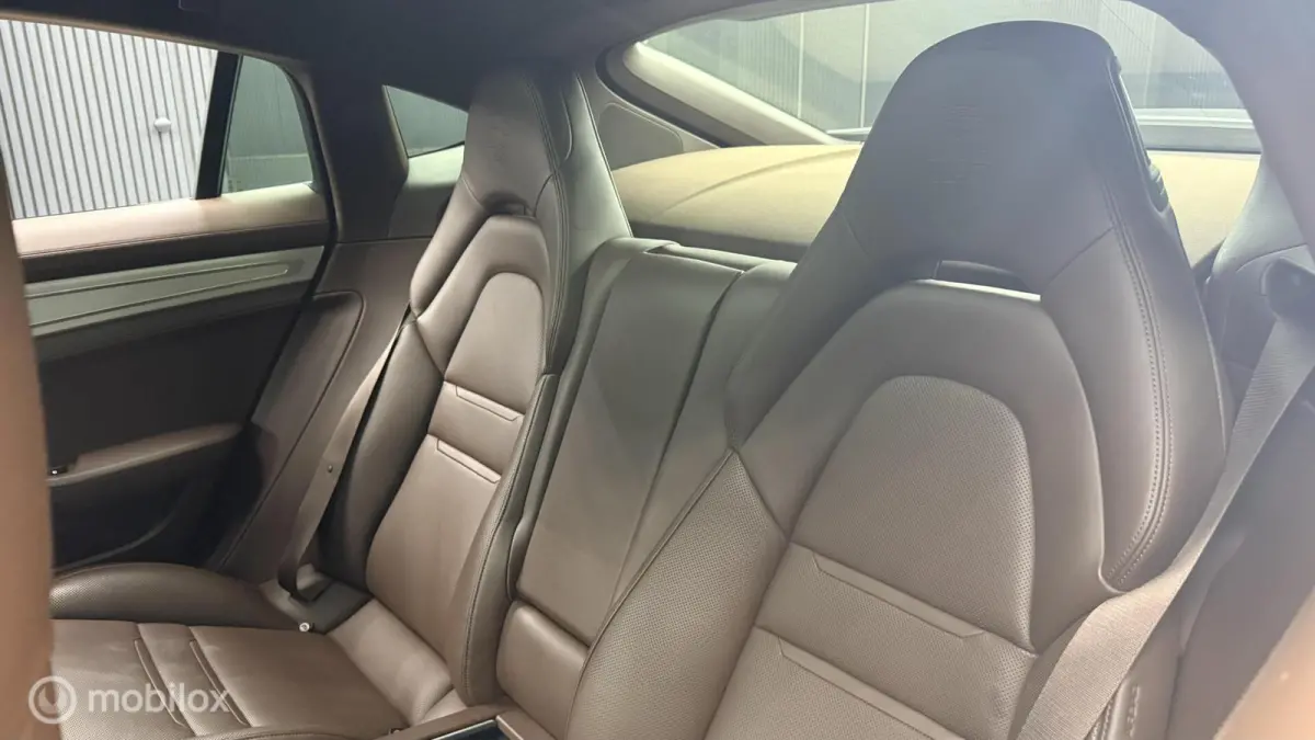2.9 4 E-Hybrid Platinum Edition