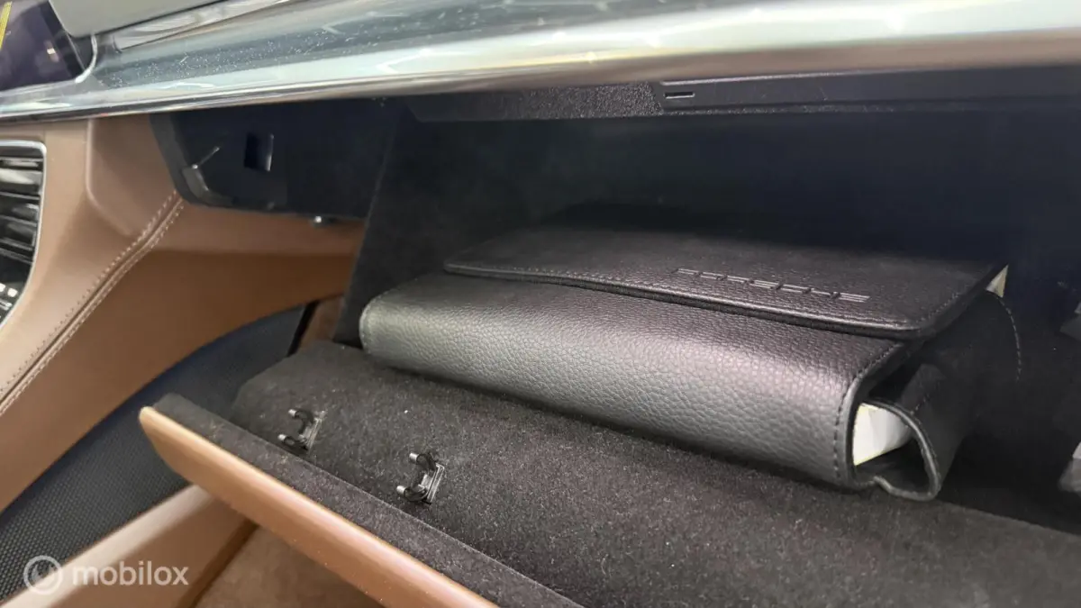 2.9 4 E-Hybrid Platinum Edition