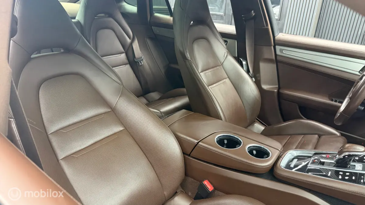 2.9 4 E-Hybrid Platinum Edition