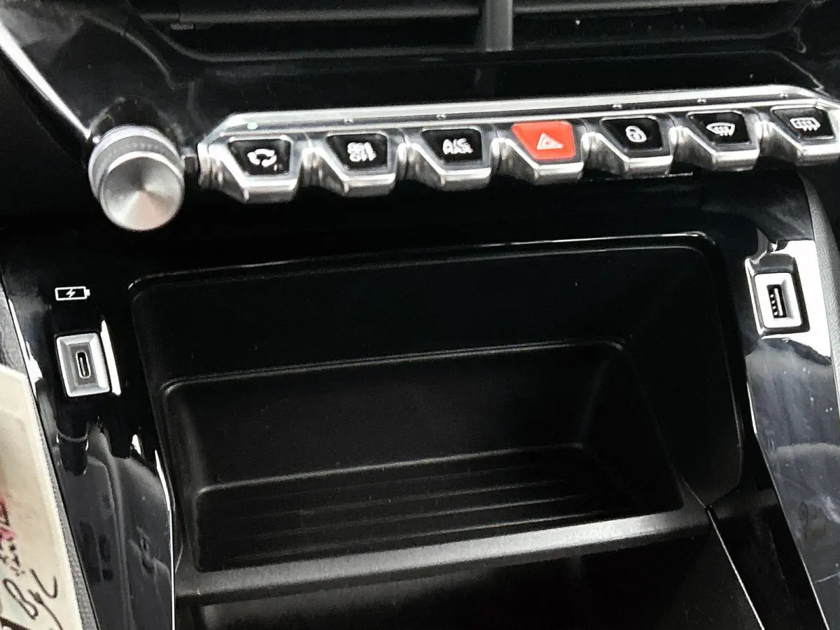 1.2 Puretech Active Pack | NAVIGATIE | CAMERA | KLIMAATREGELING | CRUISE CONTROL