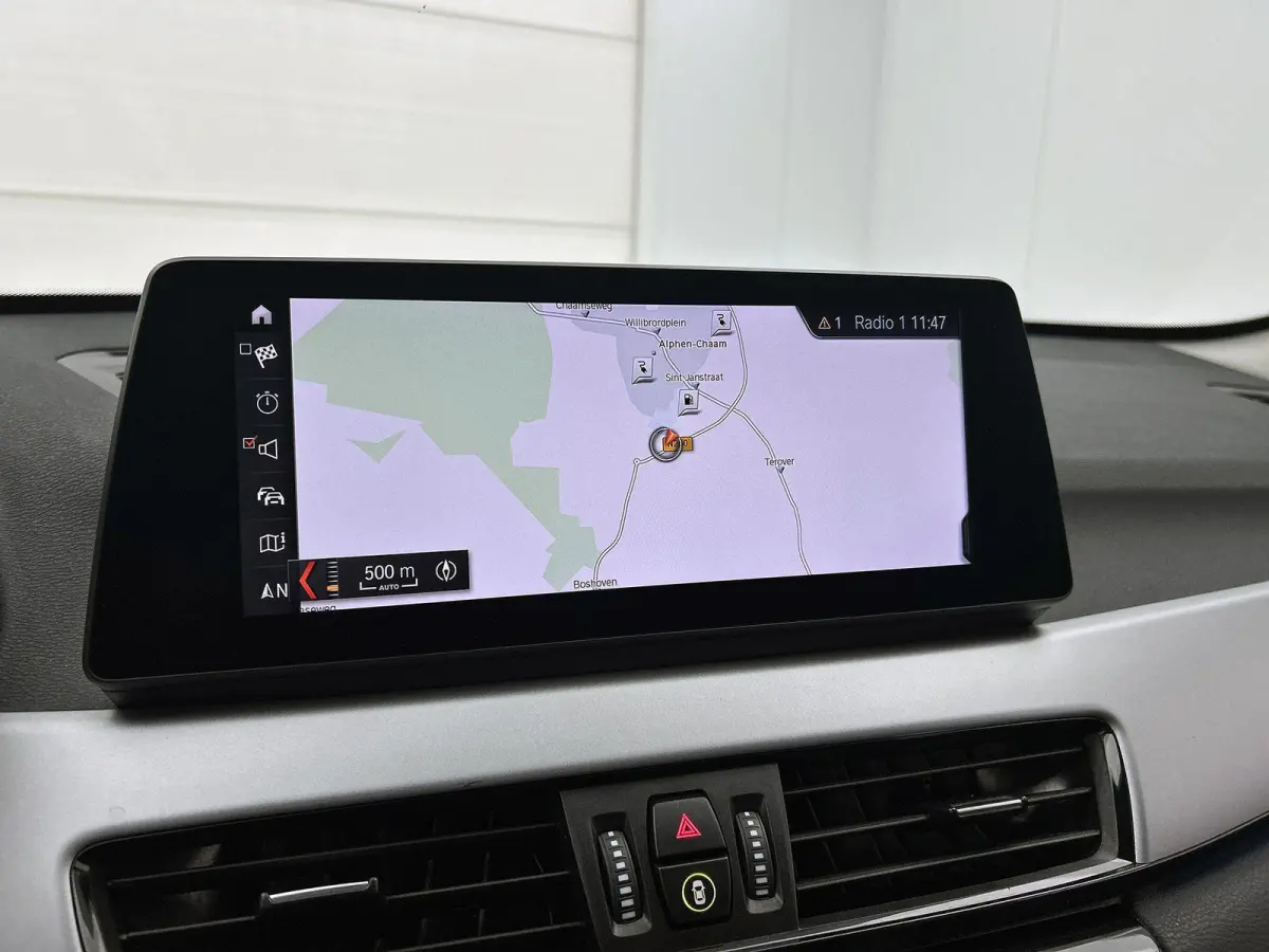 xDrive25e | Automaat | Achteruitrijcamera | Parkeersensoren | Stoelverwarming |