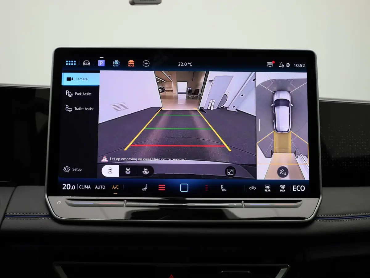 1.5 eHybrid R-Line Edition 272 PK| Soh 100% | Trekhaak | 360 Camera | Navigatie Groot | Head-Updisplay | LED Matrix | Stoelverwarming | Stuurwielverwarming