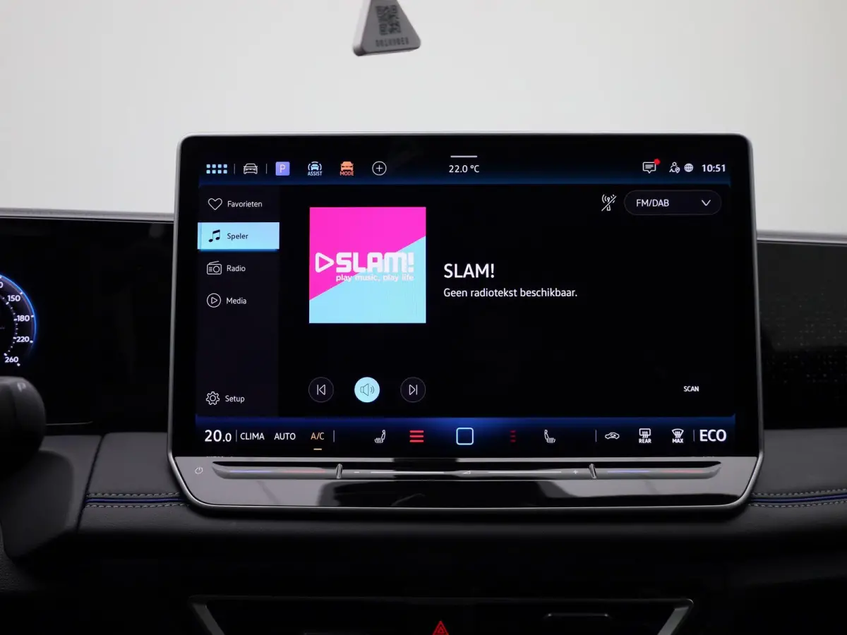 1.5 eHybrid R-Line Edition 272 PK| Soh 100% | Trekhaak | 360 Camera | Navigatie Groot | Head-Updisplay | LED Matrix | Stoelverwarming | Stuurwielverwarming