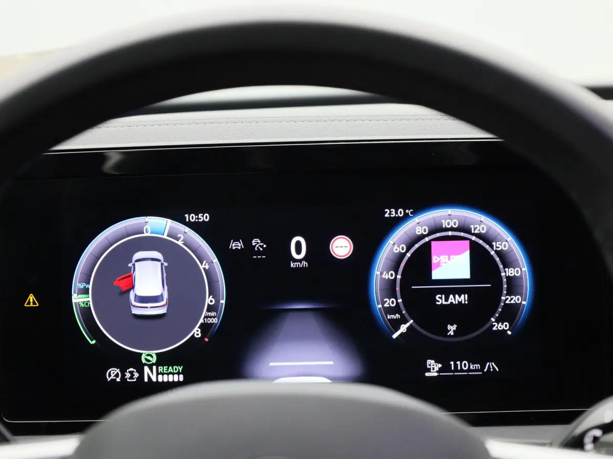 1.5 eHybrid R-Line Edition 272 PK| Soh 100% | Trekhaak | 360 Camera | Navigatie Groot | Head-Updisplay | LED Matrix | Stoelverwarming | Stuurwielverwarming