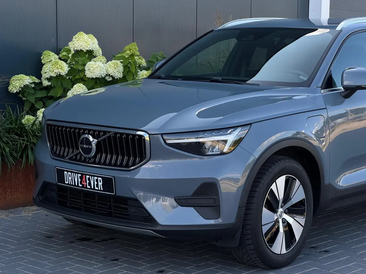 1.5 T4 Plug-in hybrid Core Bright FACELIFT M24 NAVI|CLIMATE|CAMERA|LED