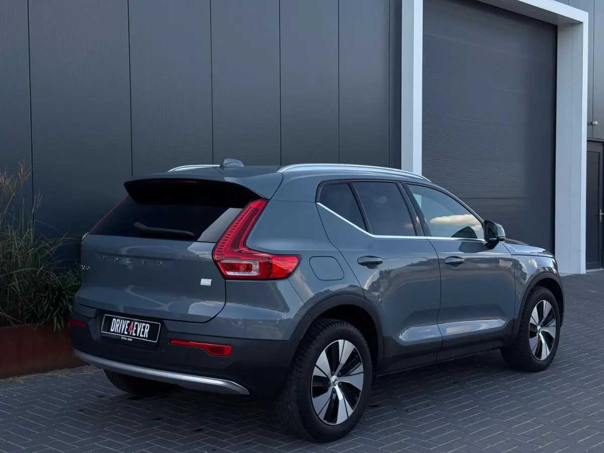 1.5 T4 Plug-in hybrid Core Bright FACELIFT M24 NAVI|CLIMATE|CAMERA|LED