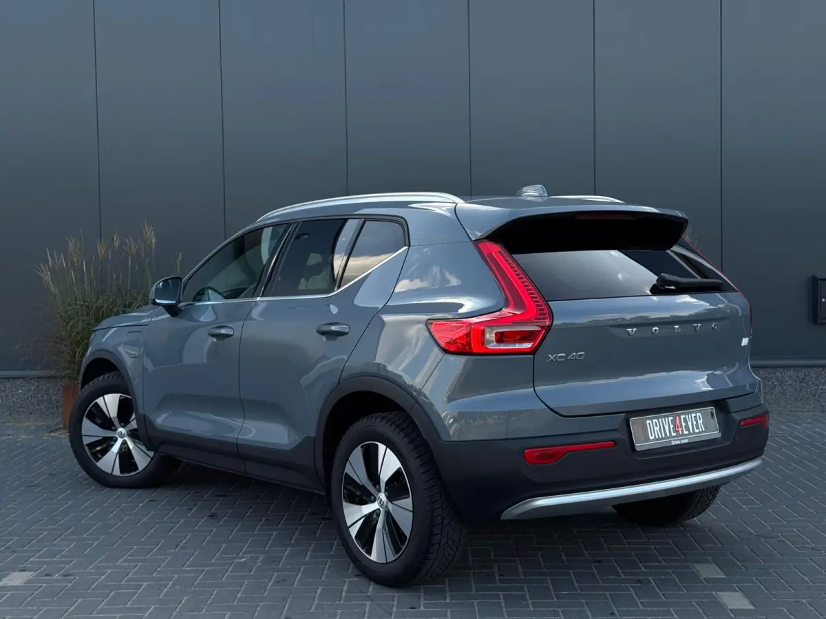 1.5 T4 Plug-in hybrid Core Bright FACELIFT M24 NAVI|CLIMATE|CAMERA|LED
