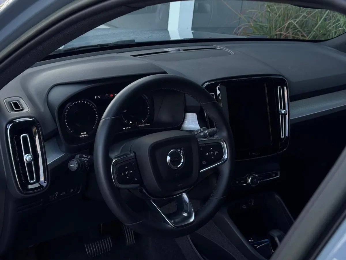 1.5 T4 Plug-in hybrid Core Bright FACELIFT M24 NAVI|CLIMATE|CAMERA|LED
