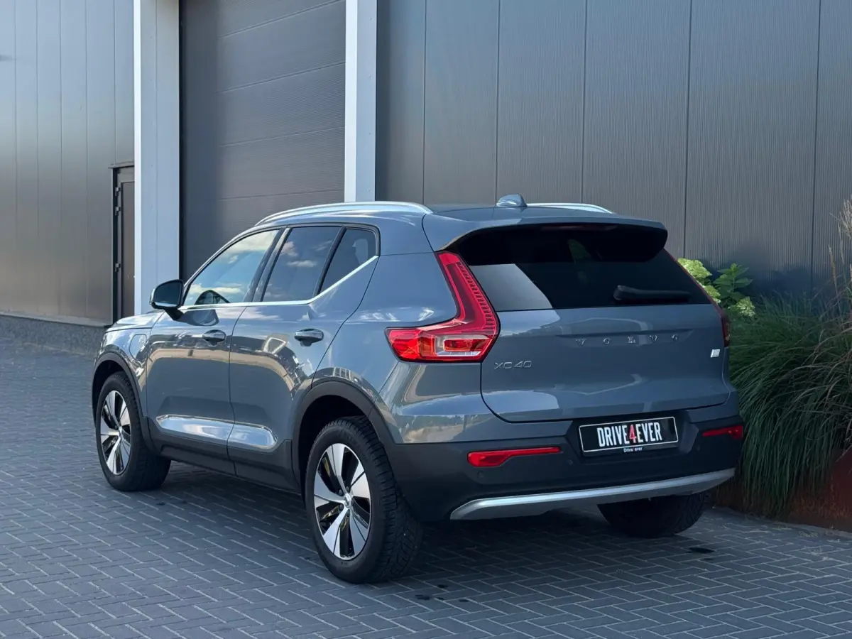 1.5 T4 Plug-in hybrid Core Bright FACELIFT M24 NAVI|CLIMATE|CAMERA|LED
