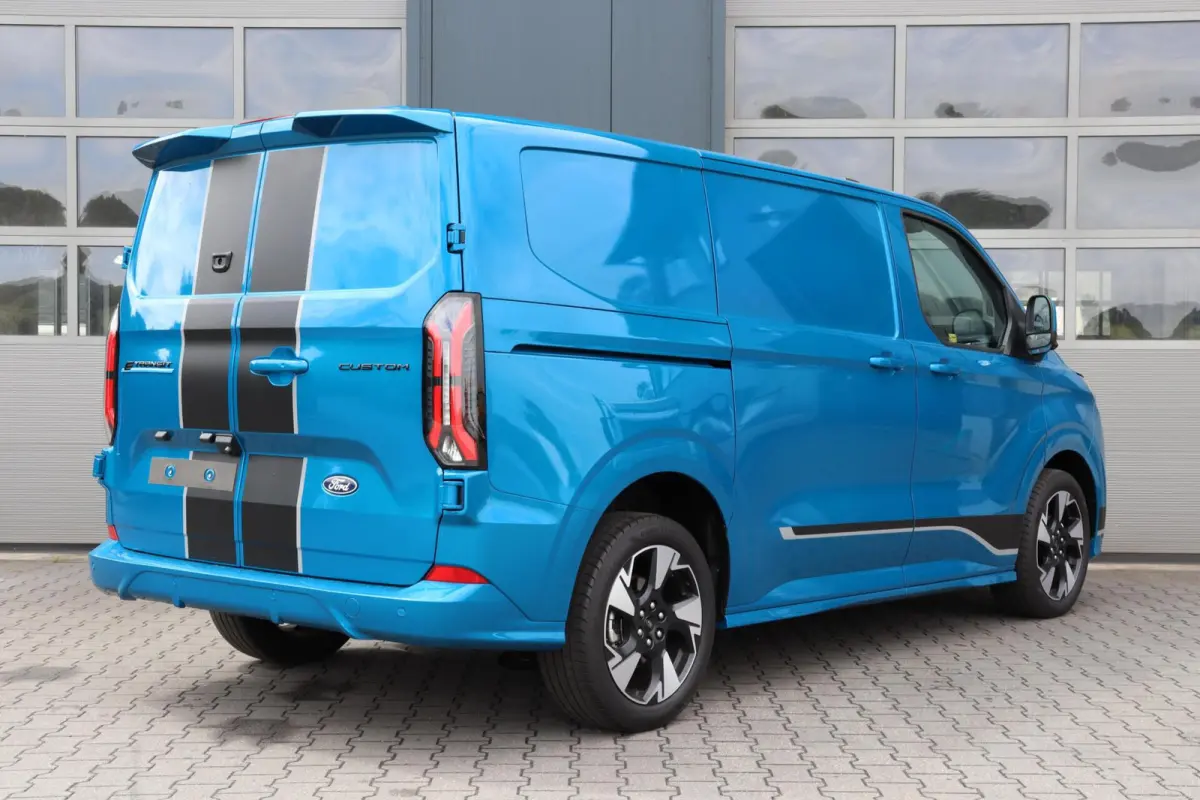 L1H1 SPORT 65 kWh l ELEK. SCHUIFDEUR l B&O SOUND l PRO POWER l FULL OPTION!