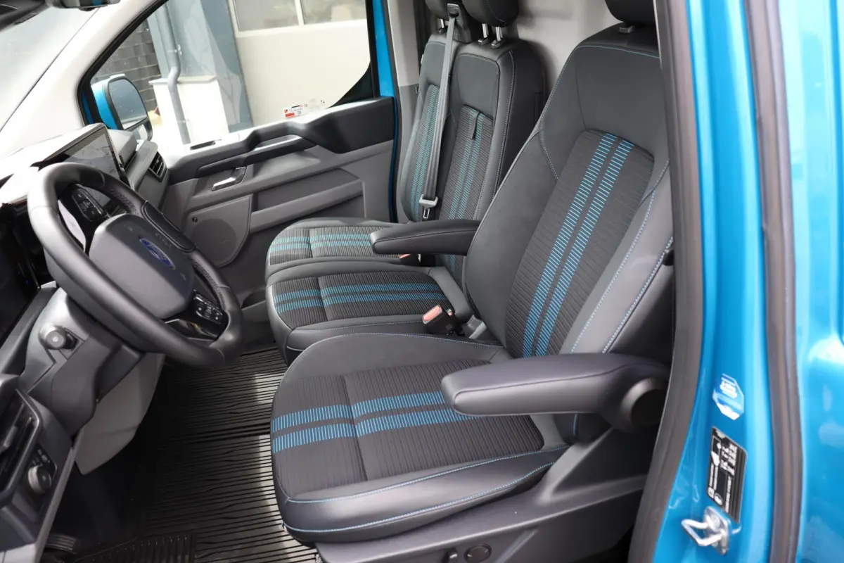 L1H1 SPORT 65 kWh l ELEK. SCHUIFDEUR l B&O SOUND l PRO POWER l FULL OPTION!