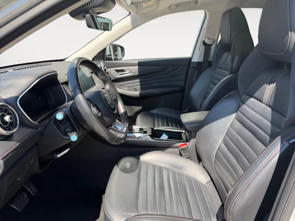 1.5 TGDI Luxury | Panoramadak | 360 camera | Cruise Control adaptief | Climate Control