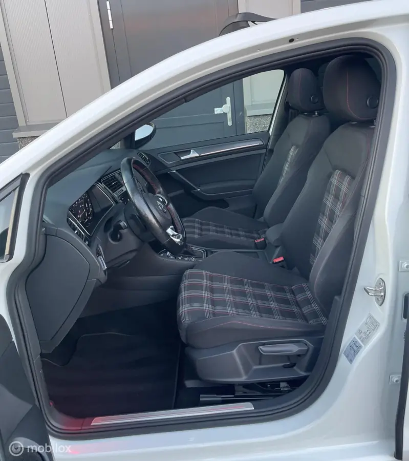 2.0 TSI GTI DSG Performance 245PK